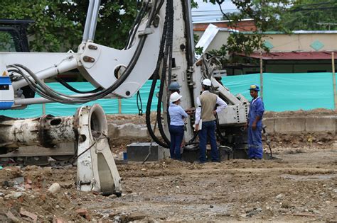 EXCAVACIONES PROFUNDAS PARA PUENTE ELEVADO