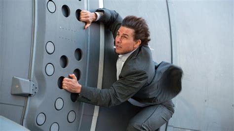 Tom Cruise S Plane Stunt In Mission Impossible Rogue Nation Took