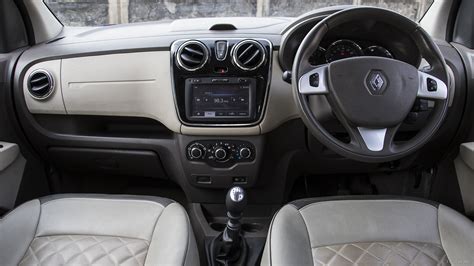 Renault Lodgy Photo, Interior Image - CarWale