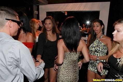 Hot Club Girls Get Their Fuck On At A Night Club Porn Pictures XXX