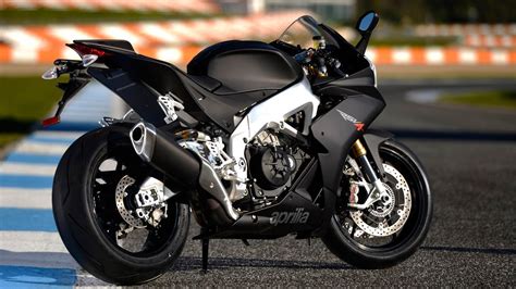 Aprilia Rsv R Aprc Abs And Rsv Factory Aprc Abs Youtube