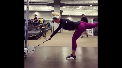 Glutes And Hamstring Exercise Single Leg Romanian Deadlift Rdl With A