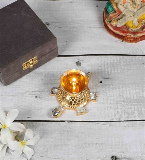 Buy Gold Aluminium Akhand Diya At 32 Off By Amaya Decors Pepperfry