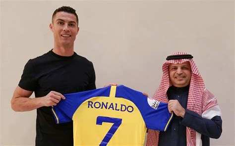 Cristiano Ronaldo Signing For Al Nassr Image To U