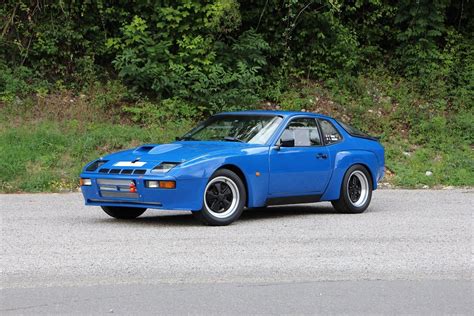 10 Things We Just Learned About The Porsche 924 Carrera GT