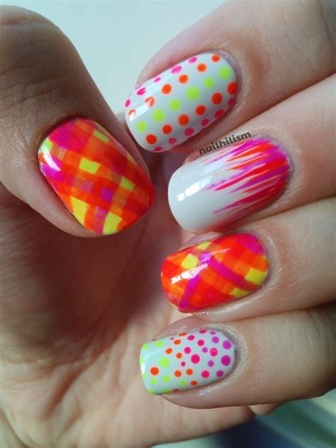 Pretty Neon Nail Art Designs for Your Inspiration 2022