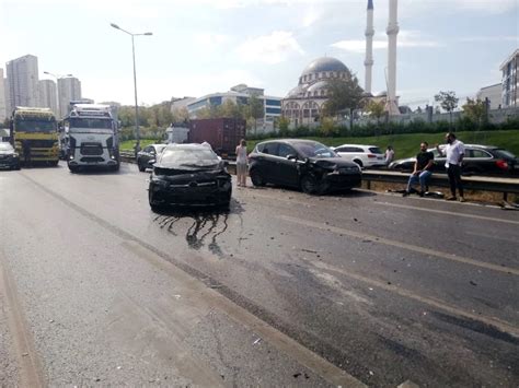 Tem bağlantı yolunda 8 araçlık zincirleme kaza Haberler