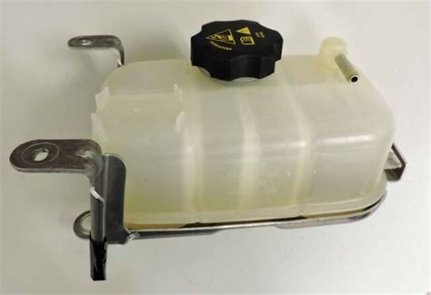 Jeep Wrangler Coolant Reservoir