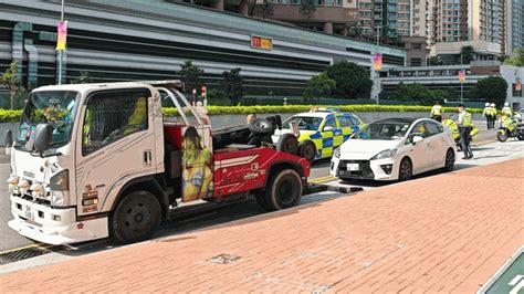 警將軍澳打擊阻街及交通違例 發15張告票兼拖走一車 星島日報