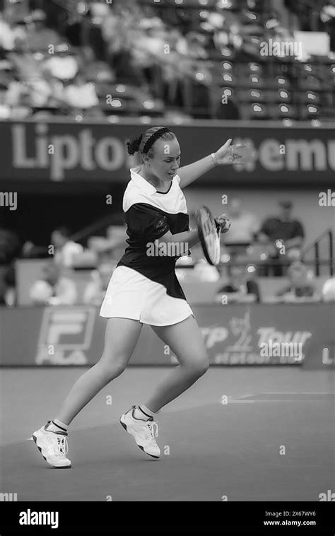 Martina Hingis 1999 Banque Dimages Noir Et Blanc Alamy