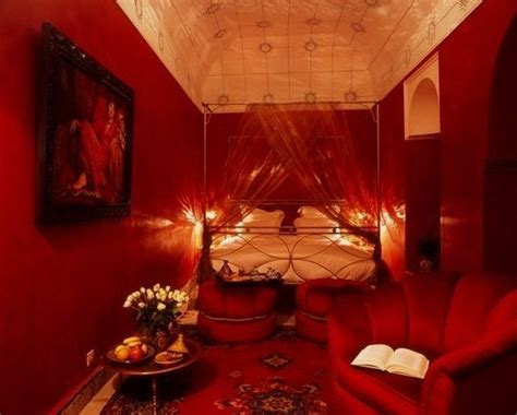 12 Romantic Bedroom Ideas In Red Color Romantic Bedroom Design