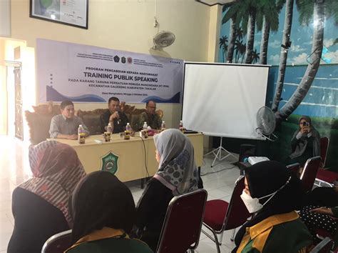 Prodi Ilmu Komunikasi Unismuh Gelar Pkm Di Desa Mangindara Takalar