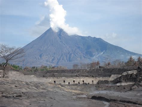 Come To Jogja Merapi Lava Tour