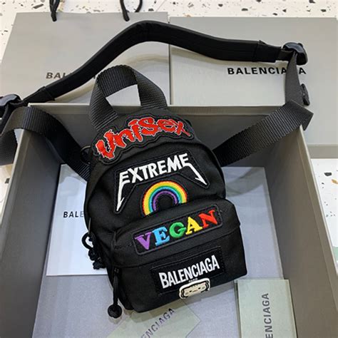 47％割引ブラック系新品正規品 バレンシアガbalenciaga Oversized Mini Backpack ショルダーバッグ バッグ