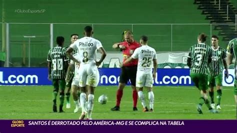 Vídeo Santos é derrotado pelo América MG e se complica na tabela