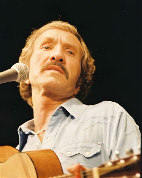 “THE NIGHT HE SANG… AND NO ONE KNEW HIS HEART WAS RUNNING OUT OF TIME