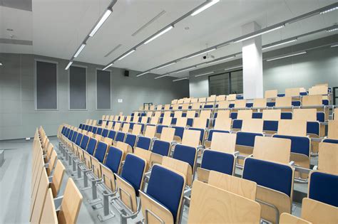 Aula C Centrum Nauk Biologiczno Chemicznych Uw