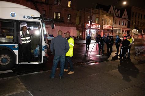 Nyc Mta Bus Hits And Leaves 79 Year Old Woman Dead In Brooklyn