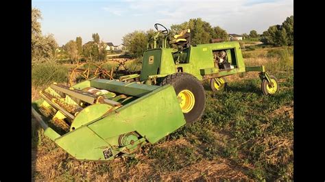 Cutting Hay With John Deere 880 Youtube