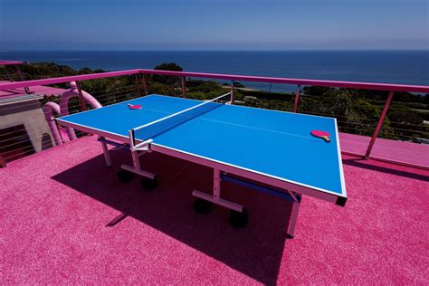 Barbie's real-life Malibu Dreamhouse now available on Airbnb - June 28 ...