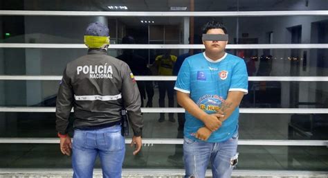 Juan Zapata on Twitter La PoliciaEcuador ejecutó nueve allanamientos