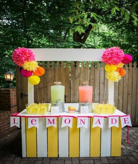 21 Creative Lemonade Stand Ideas For Refreshing Summertime