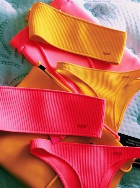 Liana Mendoza In Bikini At A Beach In Malibu Hawtcelebs