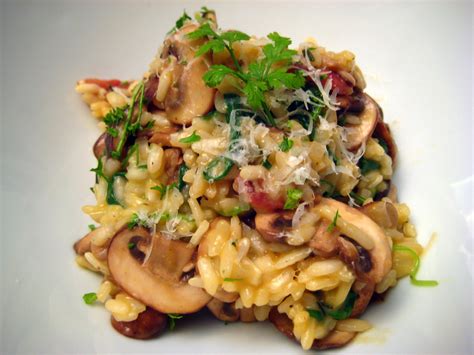 Cook Food. Mostly Plants.: Smoked Bacon and Mushroom Risotto