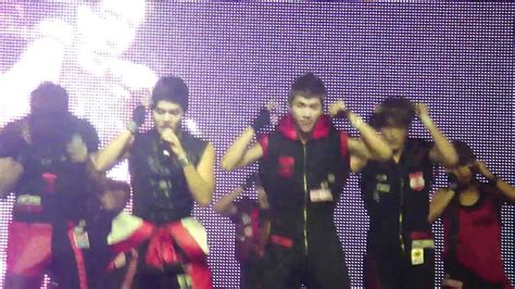 Ze A In Sg Mazeltov Fancam Youtube