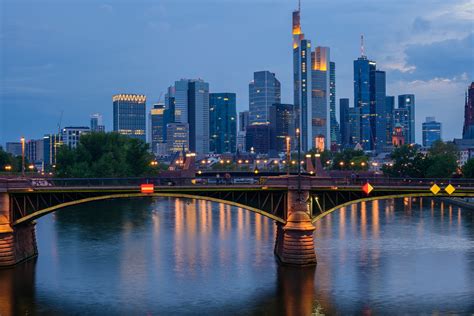 Frankfurt Skyline :: Behance