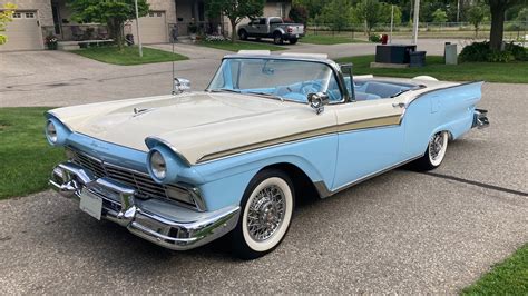 1957 Ford Fairlane 500 Skyliner for Sale at Auction - Mecum Auctions