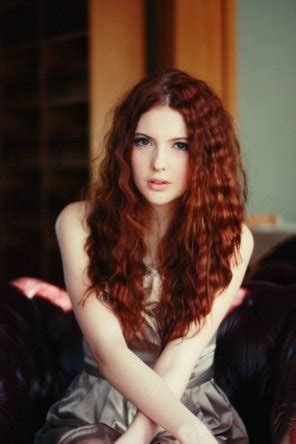 Love Her Wavy Red Hair Porn Pic