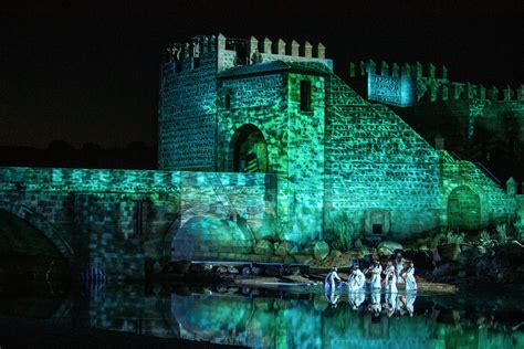 PUY DU FOU ESPAÑA INAUGURE SON PREMIER SPECTACLE EL SUEÑO DE TOLEDO