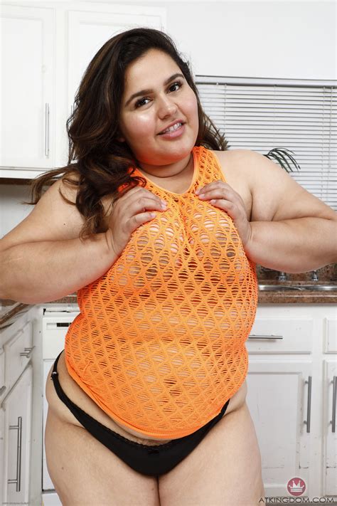 Chubby Amateur Karla Lane Unveils Her Big Tits And Hairy Pussy In A Solo CoedCherry