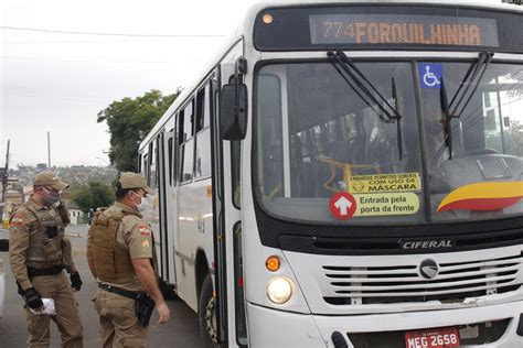 PM fiscaliza o cumprimento das normas nos ônibus em Forquilhinha OCP