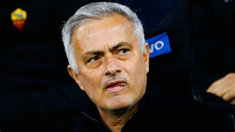 Mercato Om Mourinho Relance Le Feuilleton Kamara Le Sport