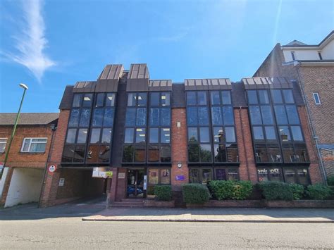 Office To Let In Second Floor 44 46 Springfield Road Horsham Rh12