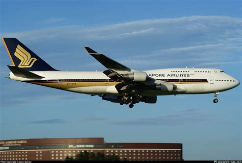 V Spn Singapore Airlines Boeing Photo By Kaoru Kojima Id