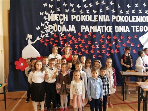 Akademia Z Okazji Wi Ta Konstytucji Go Maja Szko A Podstawowa Nr