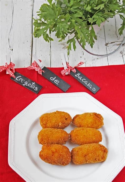 Croquetas De Bacalao Caseras Crujientes Por Fuera Y Cremosas Por