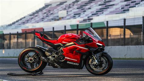 Ducati Panigale Wallpaper Pc Infoupdate Org