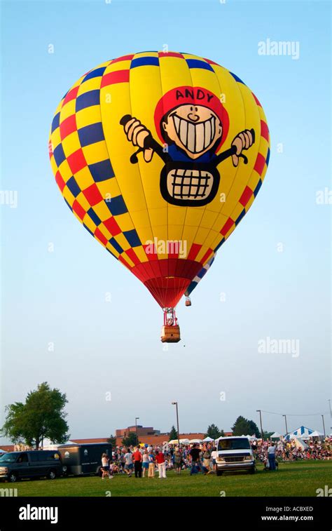 Annual Hot air balloon festival competition held at Howell Michigan ...