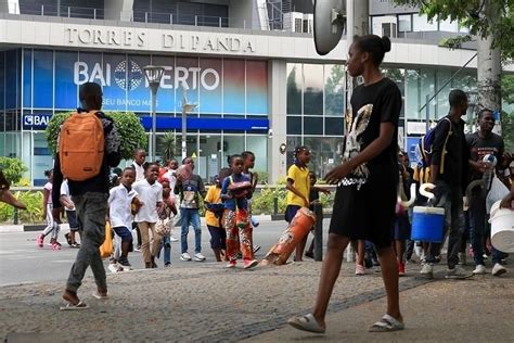 Anos Depois Angola Est Toa Desabafam Os Filhos Da