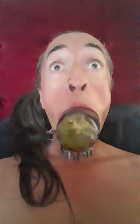 I Put Huge Vegetables In My Ass Pics XHamster