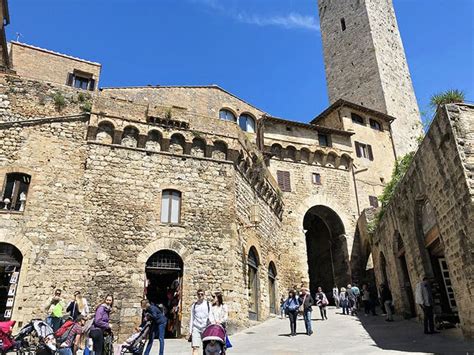 Top Things To Do In San Gimignano Italy