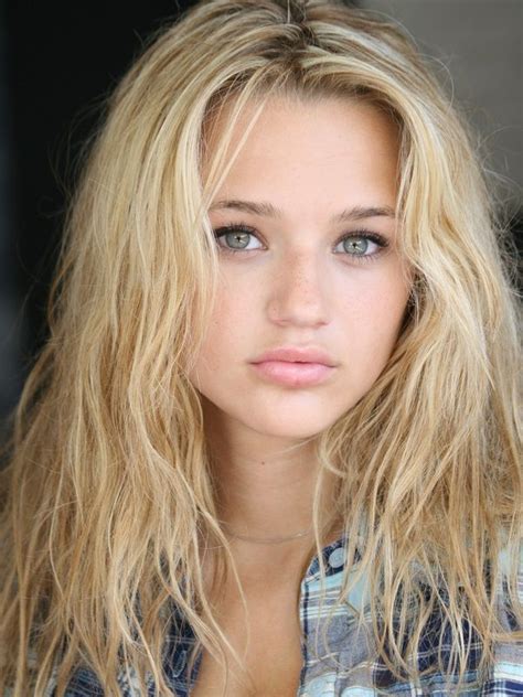 Hunter King Hunter King Actresses With Brown Hair Sensual Blonde Curly Hair Tousled Hair