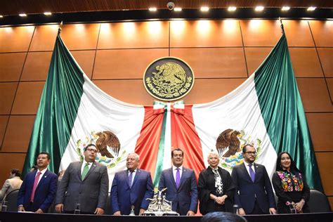 Diputados Y Senadores Se Van 22 Días De Vacaciones Capital México