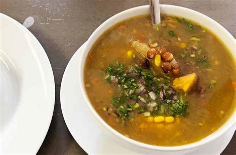 Sancocho de guandú El Rincón Colombiano