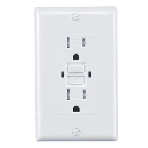 Run Bison 15 Amp Gfci Outlets Tamper Resistant Self Test Gfci Receptacles With Led Indicator