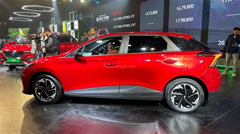 MG Showcases MG4 Electric Hatchback At 2023 Auto Expo